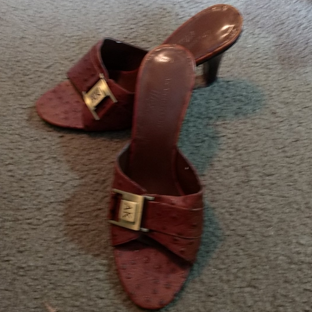 Shoes - Picture 3 of 3